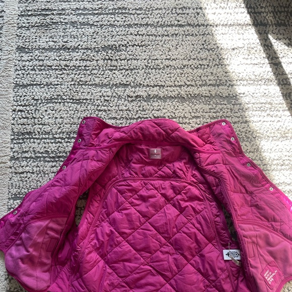 Free People FP Movement Quinn Quilted Puffer Vest Lightweight Magenta XS New - Picture 7 of 7